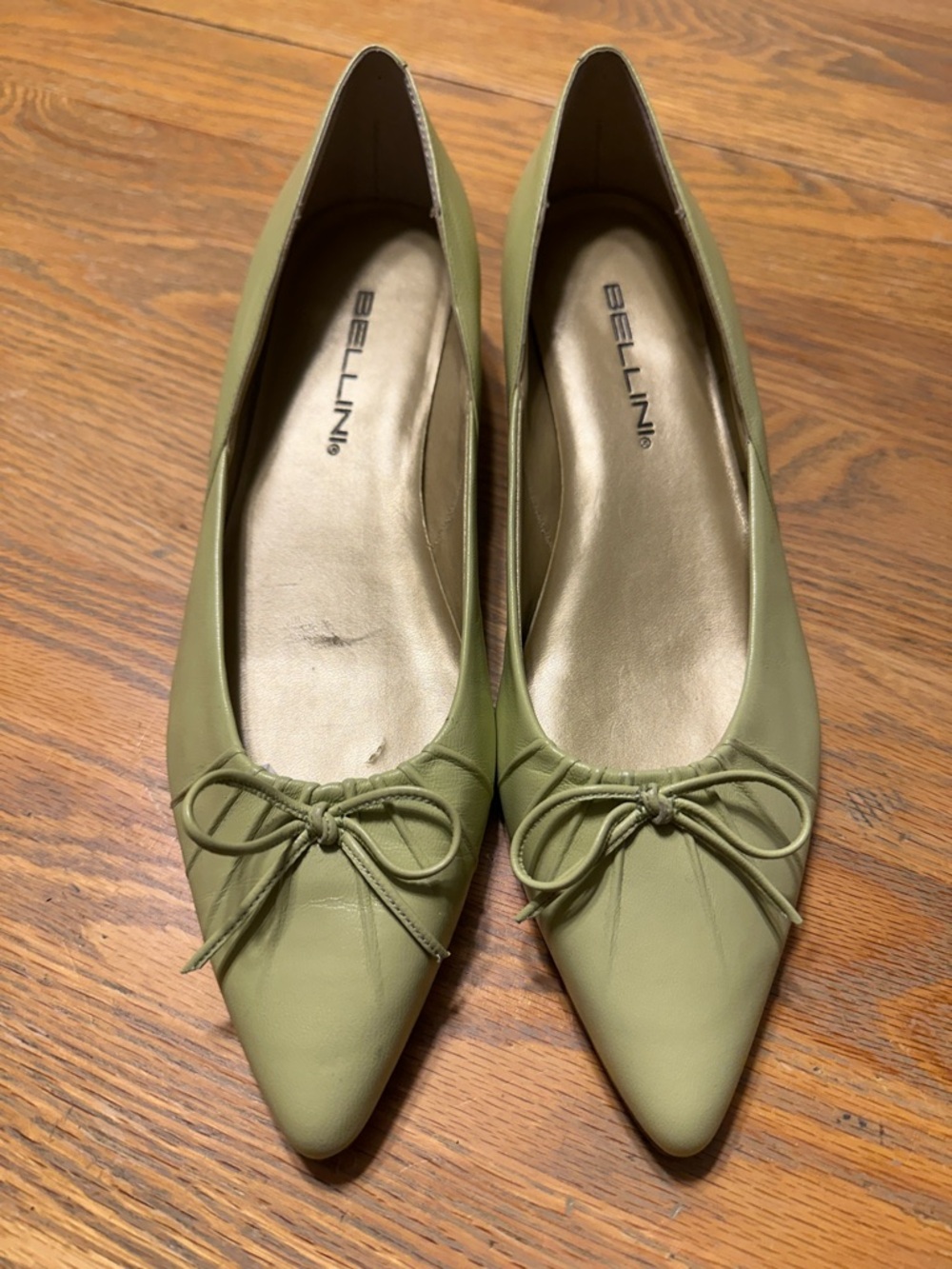 Bellini Olive Pointed-Toe Leather Heel with Bow. 1.25inch heel